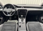 Volkswagen Passat 25