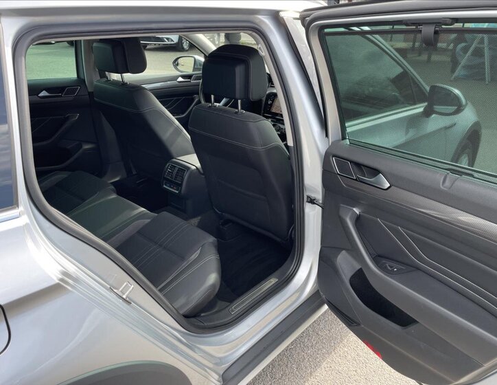 Volkswagen Passat Kombi 2,0 l 140 kw