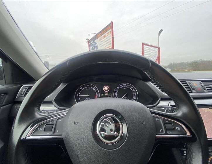 Škoda Superb Kombi 2,0 l 140 kw