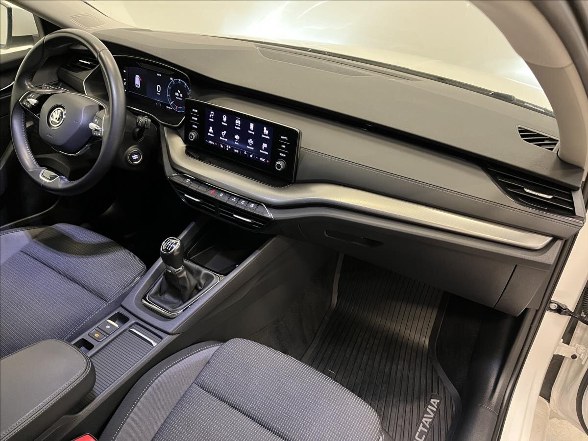 Škoda Octavia Kombi 2,0 l 85 kw