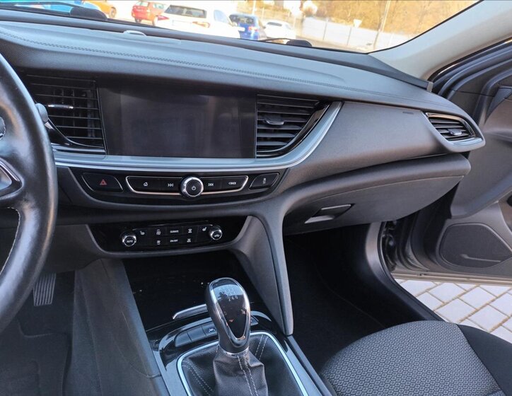 Opel Insignia Kombi 1,6 l 81 kw