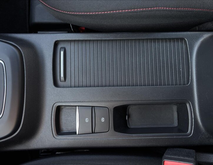 Ford Focus Kombi 998,0 92 kw