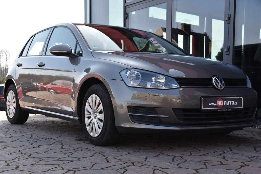 Volkswagen Golf Hatchback 1,2 l 77 kw