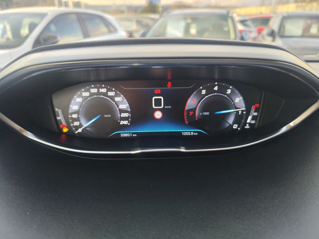 Peugeot 5008 SUV / Terénní 1,2 l 96 kw