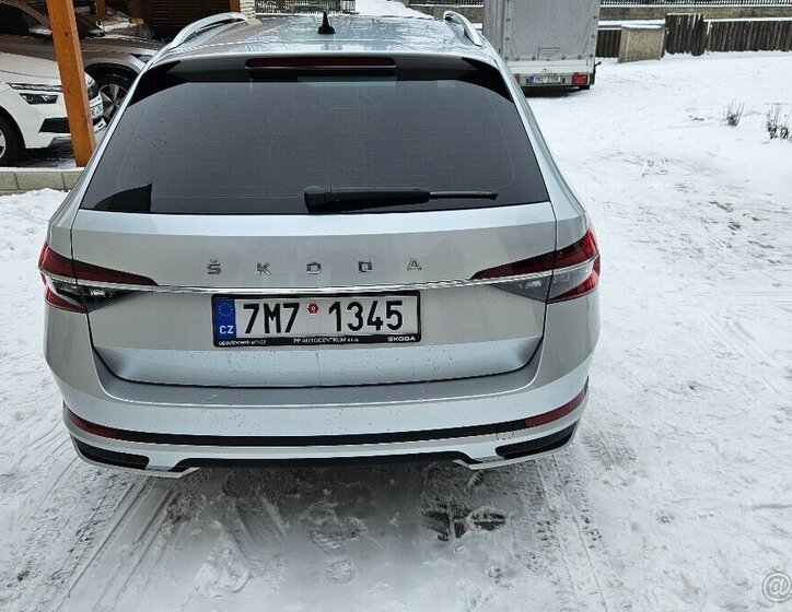 Škoda Superb Kombi 0,0 206 kw