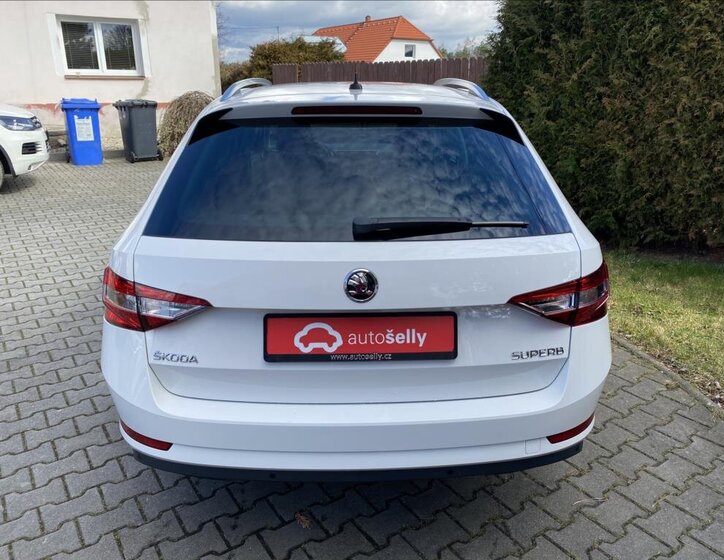Škoda Superb Kombi 2,0 l 110 kw