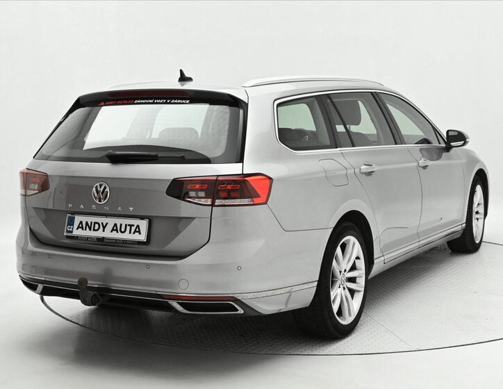 Volkswagen Passat Kombi 2,0 l 140 kw