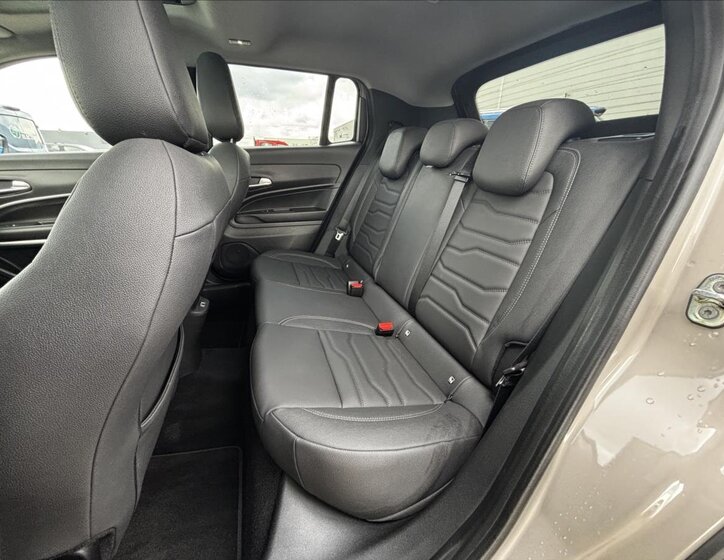 Jeep Avenger SUV / Terénní 1,2 l 74 kw