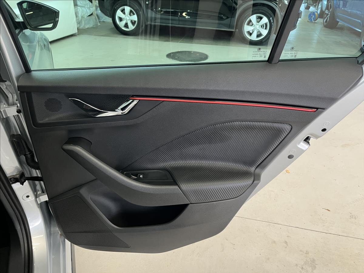 Škoda Kamiq CUV / Crossover 1,5 l 110 kw