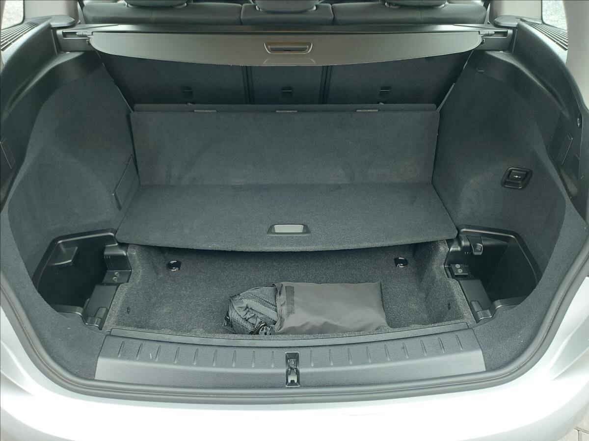 BMW Řada 2 MPV 1,5 l 80 kw