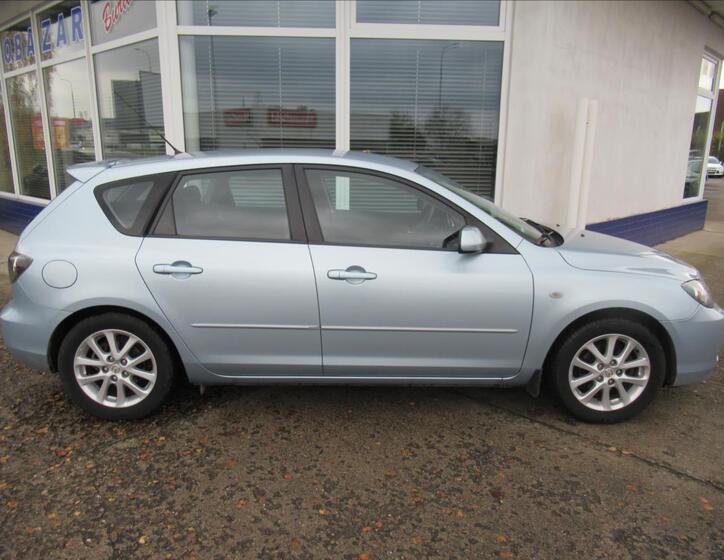 Mazda 3 7