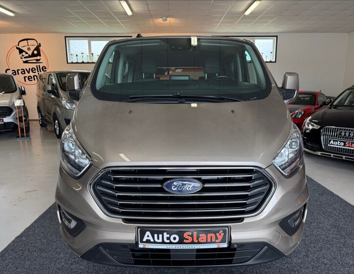 Ford Tourneo Custom MPV 2,0 l 96 kw