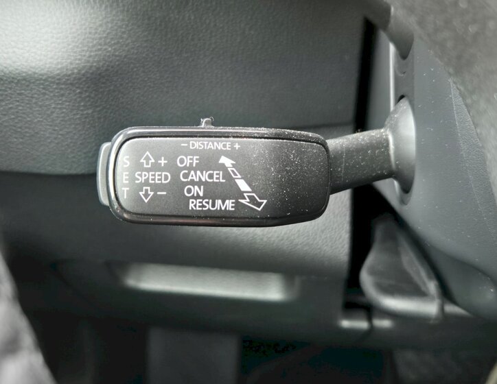 Škoda Karoq SUV 1,5 l 110 kw