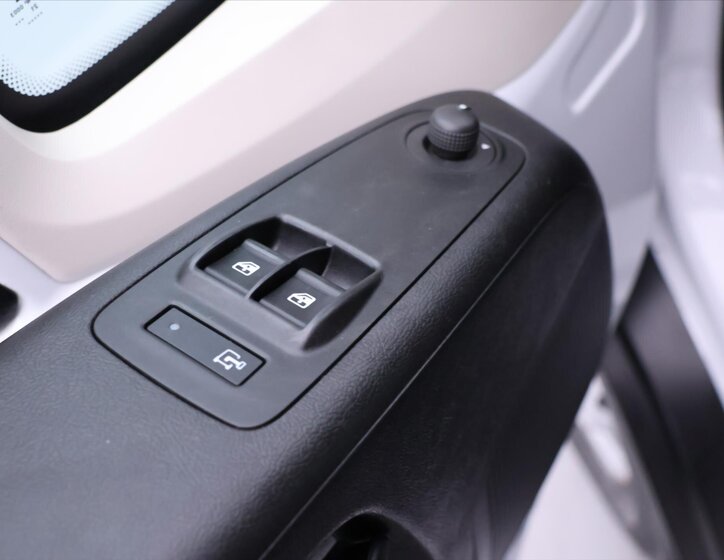 Peugeot Boxer Skříň 2,2 l 121 kw