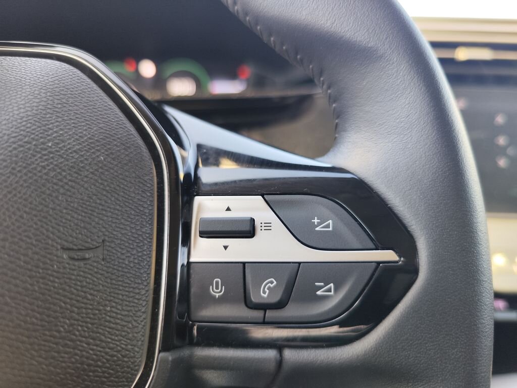 Peugeot 308 Kombi 1,2 l 96 kw