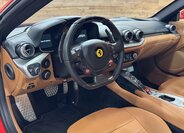 Ferrari F12 Berlinetta Kupé 6,3 l 541 kw