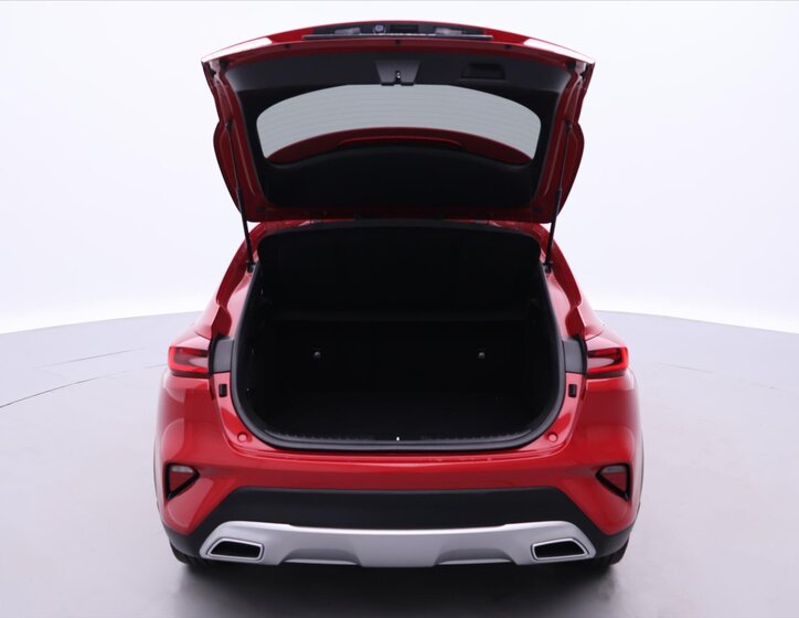 KIA XCeed SUV / Terénní 1,5 l 117 kw