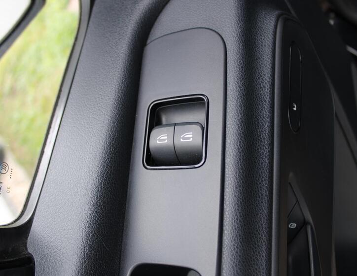 Mercedes-Benz Sprinter 19