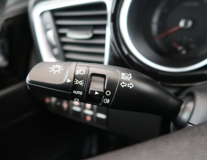 KIA XCeed SUV / Terénní 1,5 l 117 kw