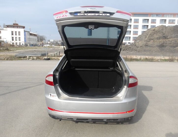 Ford Mondeo Hatchback 2,0 l 103 kw