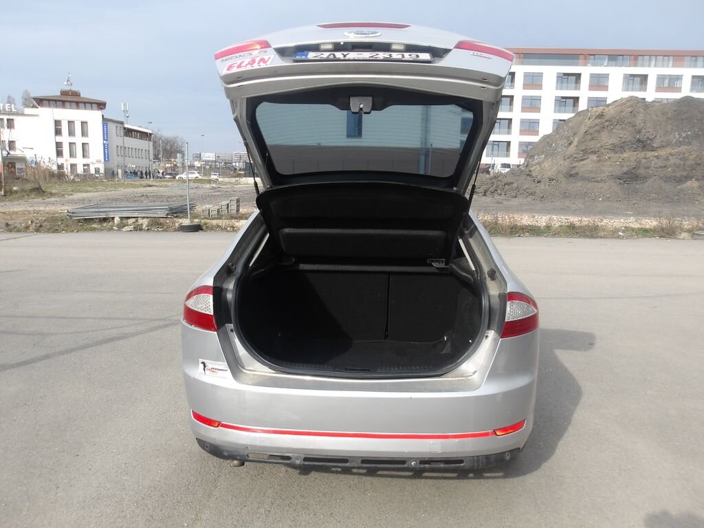 Ford Mondeo Hatchback 2,0 l 103 kw