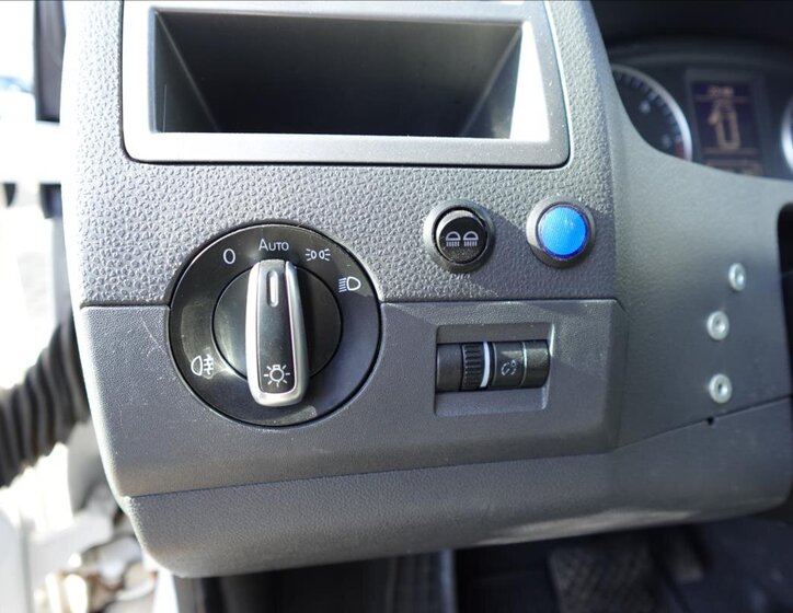 Volkswagen Caravelle Ostatní 2,0 l 132 kw