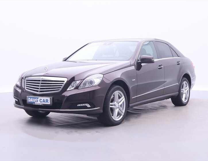 Mercedes-Benz Třídy E Sedan / Limuzína 3,5 l 215 kw