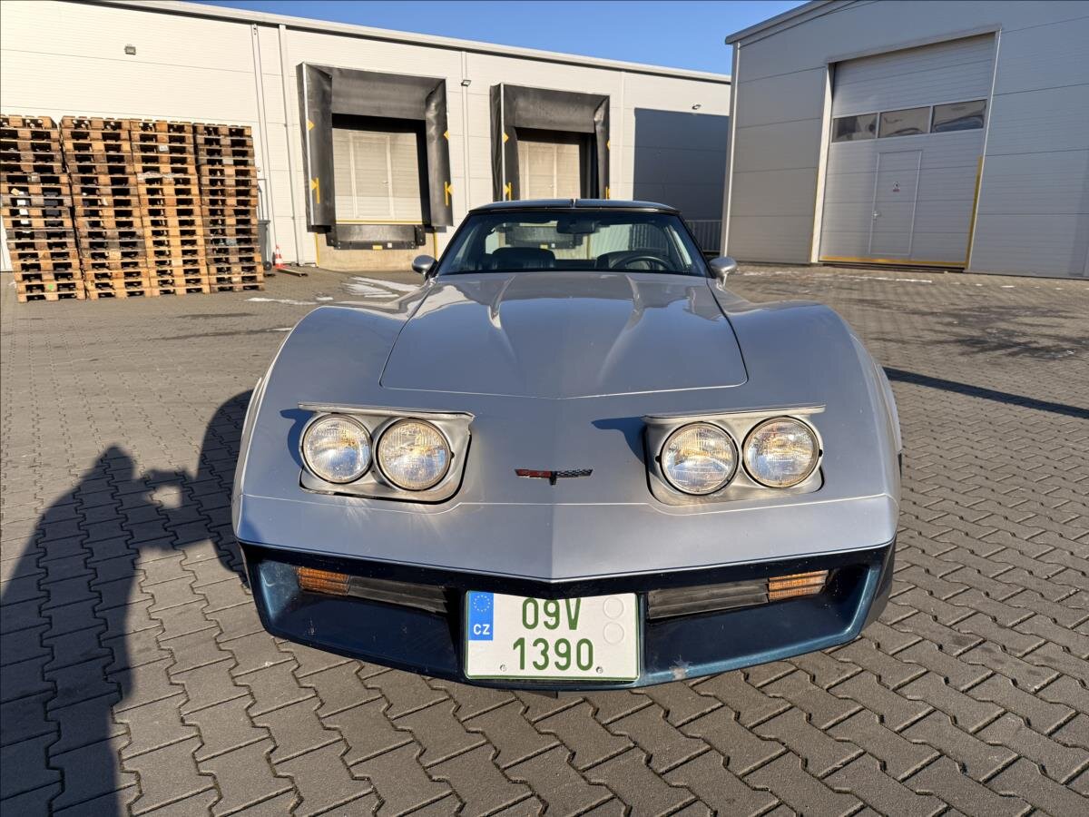 Chevrolet Corvette Kupé 5,7 l 169 kw