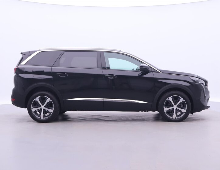 Peugeot 5008 SUV 1,2 l 96 kw