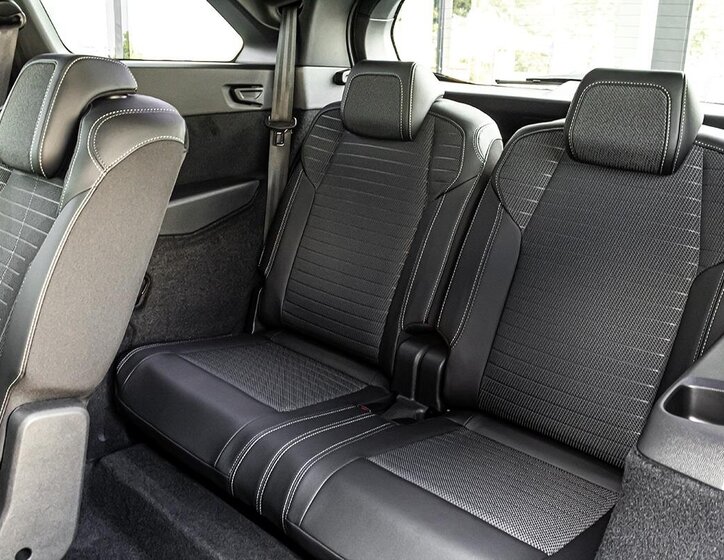 Peugeot 5008 SUV / Terénní 1,2 l 107 kw
