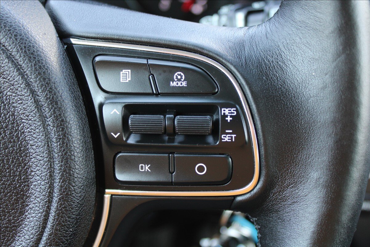 KIA Sportage SUV / Terénní 2,0 l 136 kw