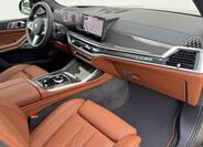 BMW X7 9
