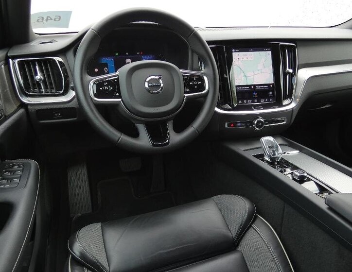 Volvo V60 Kombi 2,0 l 145 kw