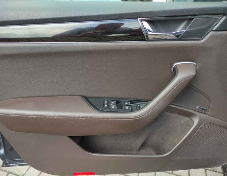 Škoda Superb Kombi 2,0 l 140 kw