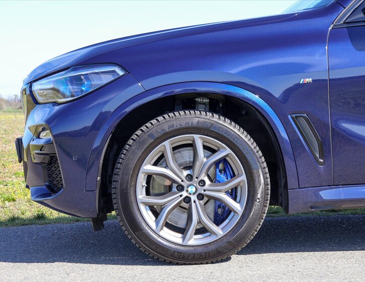 BMW X5 SUV / Terénní 3,0 l 250 kw