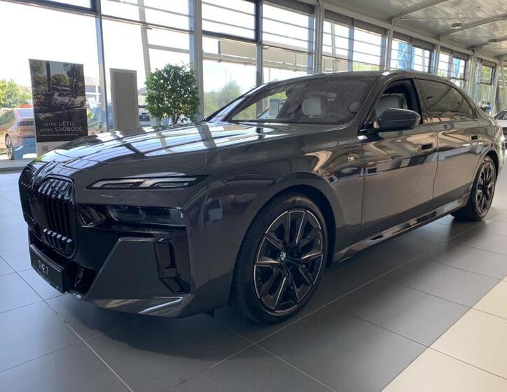 BMW Řada 7 1
