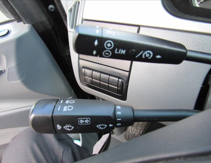 Mercedes-Benz Viano Kombi 3,0 l 150 kw