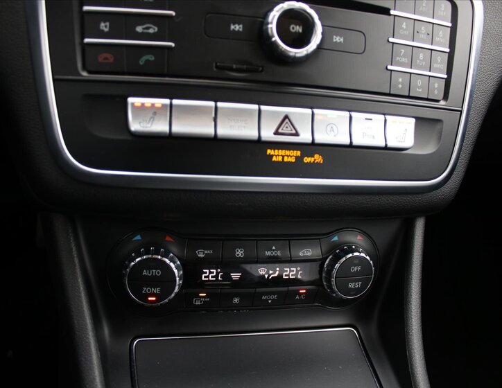 Mercedes-Benz CLA Kombi 2,1 l 100 kw