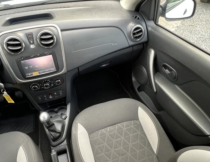 Dacia Sandero Hatchback 1,5 l 66 kw