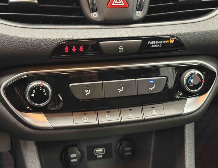 Hyundai i30 Hatchback 1,5 l 80 kw