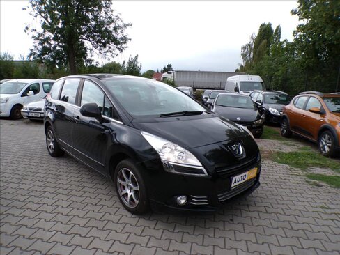 Peugeot 5008 Kombi 2,0 l 110 kw