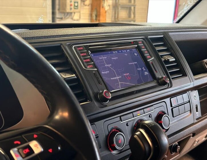 Volkswagen Transporter 9