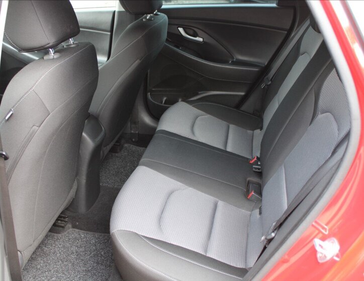 Hyundai i30 Kombi 998,0 88 kw