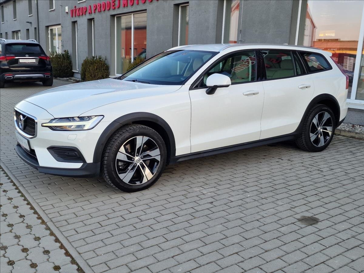 Volvo V60 Kombi 2,0 l 140 kw