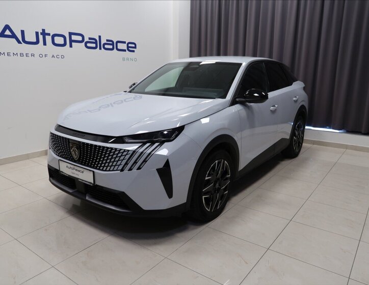 Peugeot 3008 SUV / Terénní 1,2 l 100 kw