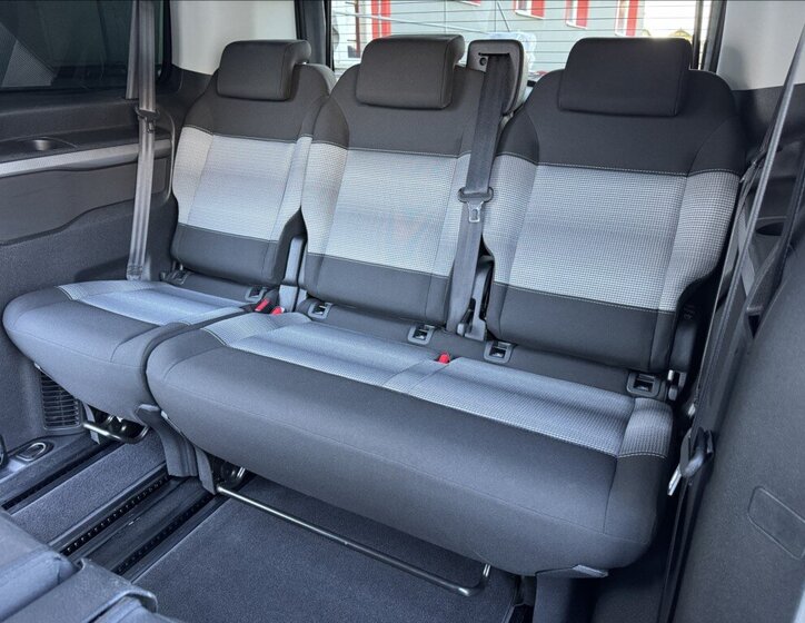 Citroën SpaceTourer Kombi 2,0 l 130 kw