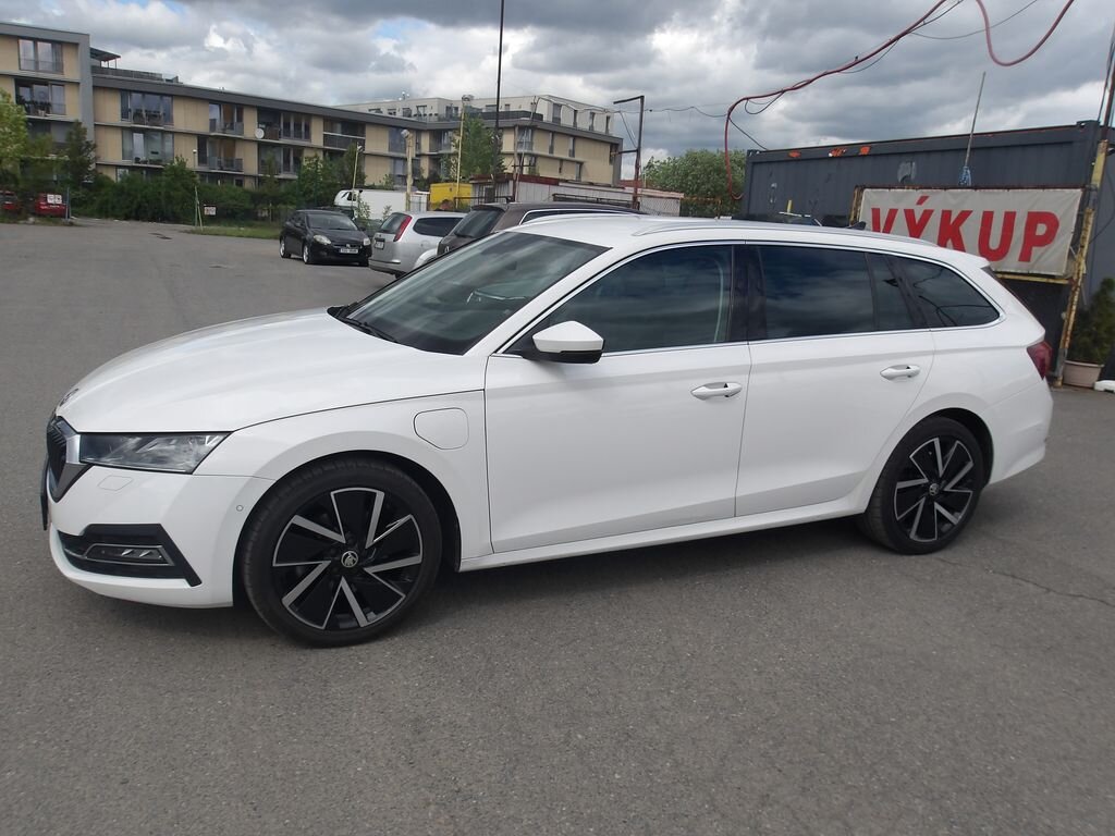 Škoda Octavia Kombi 1,4 l 150 kw
