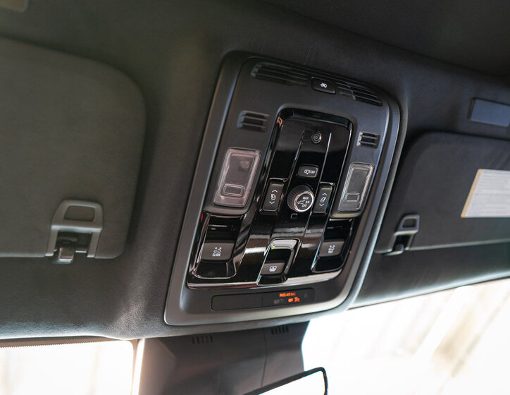 Cadillac Escalade SUV 6,2 l 313 kw