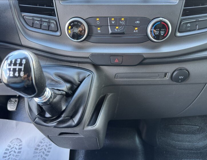 Ford Transit Custom Skříň 2,0 l 77 kw