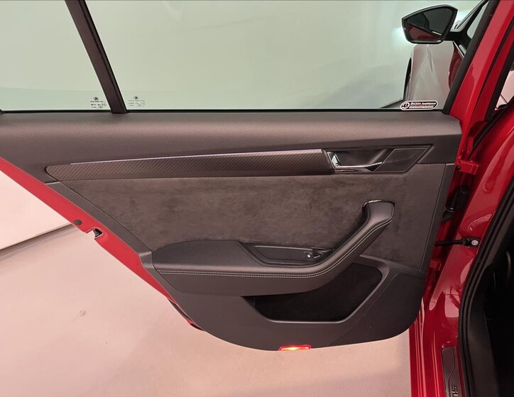 Škoda Superb Kombi 2,0 l 147 kw